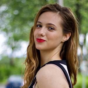 Meet your Posher, Alexandra